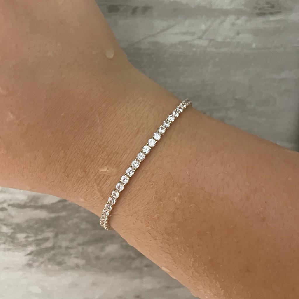 Sim-Diamond Tennis Bracelet
