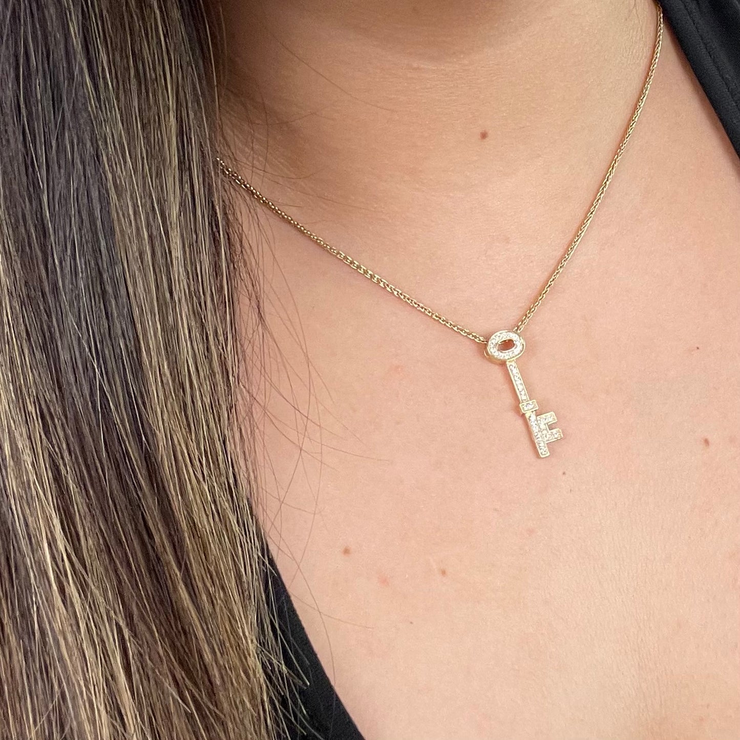 Sim-Diamond Key Pendant